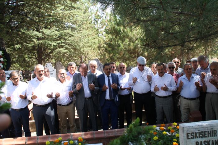 DERNEĞİMİZİN ONURSAL BAŞKANIMIZ SELAMİ VARDAR